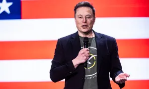 Ông Biden mỉa mai Elon Musk từng là 'lao động chui'